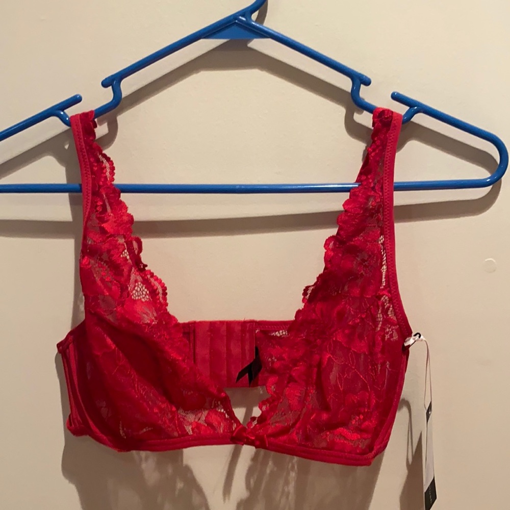 NWT Blush Red Lace Bralette size Medium